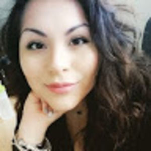 Meet your Posher, Elyna